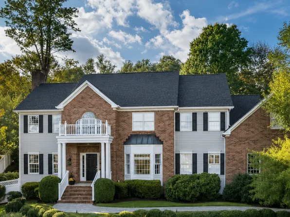 36 Mark Twain Dr, Morristown, NJ 07960