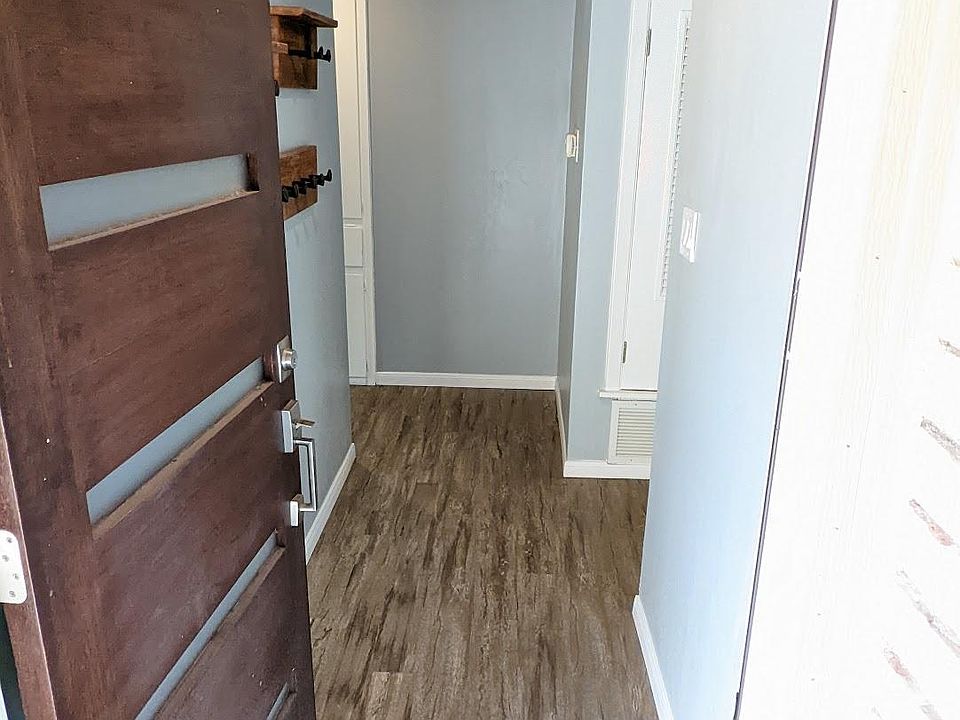 1st image of 2300 Barton Skyw Unit B
