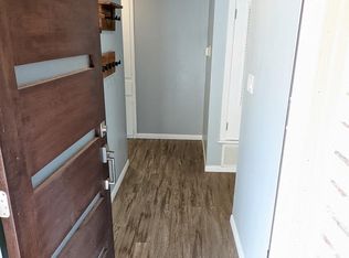2300 Barton Skyw UNIT B, Austin, TX 78704