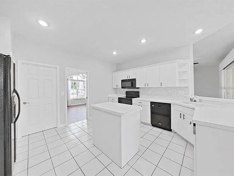 3307 Kilmer Pl — Photo 9