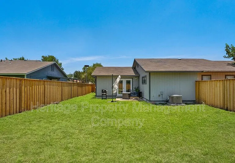 6715 Hickory Springs Dr — Photo 25