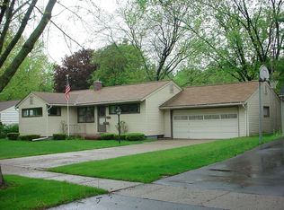 758 Flanders St, Chelsea, MI 48118