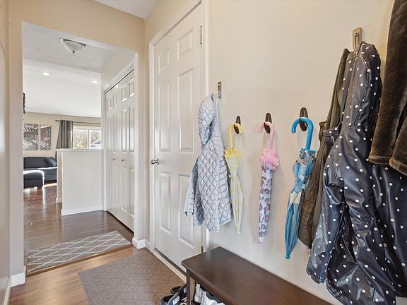 3rd image of 54808 Cheyenne Meadows Dr