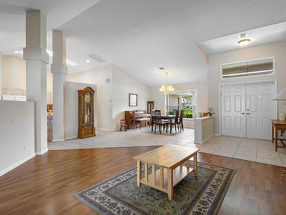 4th image of 5954 Wedgewood Village Circle