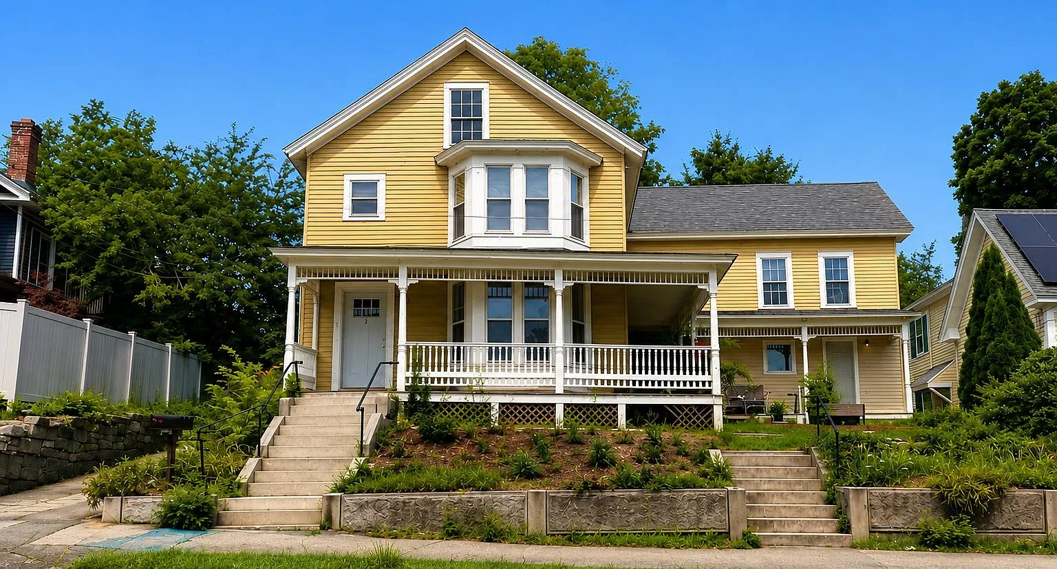 3 bed, 1.5 bath, 1200 sqft, $2,350 — Photo 1