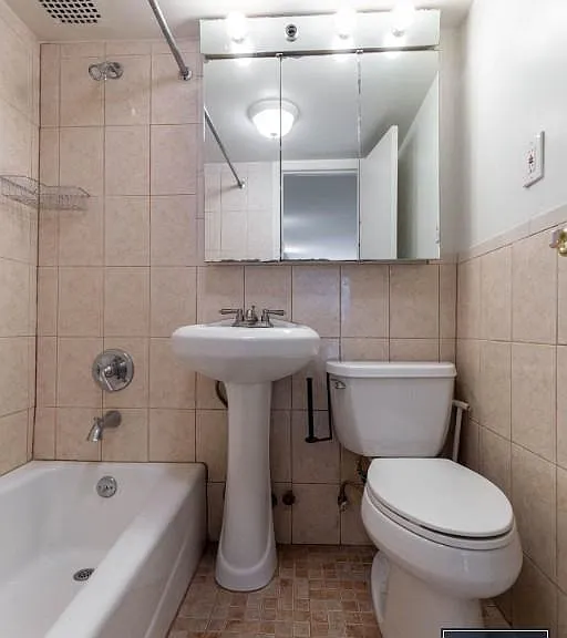 154 W 92nd St #1R — Photo 13