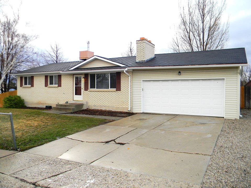 1st image of 2179 W Arthur Dr