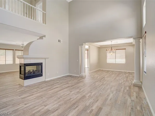 5721 Pacesetter St, North Las Vegas, NV 89081