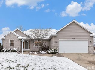 7719 Golf Meadows Dr SE, Caledonia, MI