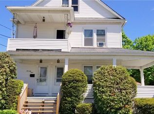 77 Brookfield St, Manchester, CT 06040