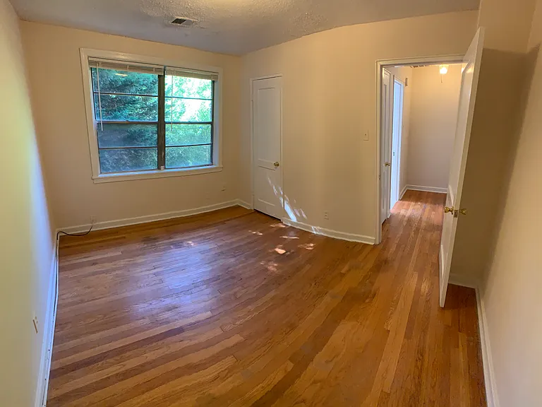 1661 Valley Ave — Photo 24