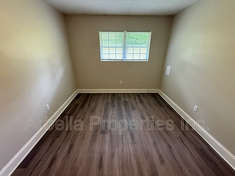 133 Walker St — Photo 14