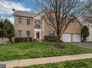 13526 Broadfield Dr, Potomac, MD 20854