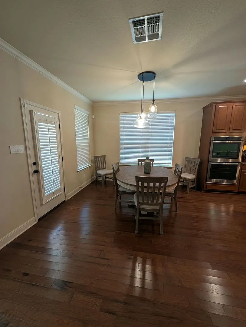 Beautiful House Located At Willis Ranch Subdivision, Near 281 North — Photo 4