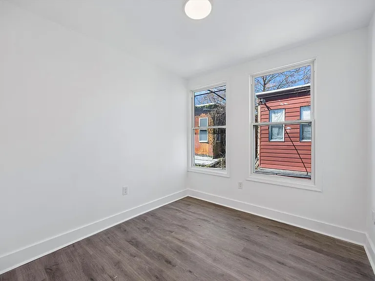 2366 N Bouvier St — Photo 10