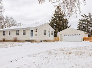 6056 Quebec Ave N, New Hope, MN 55428