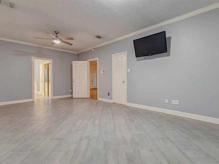 1723 Park Ridge Dr — Photo 15