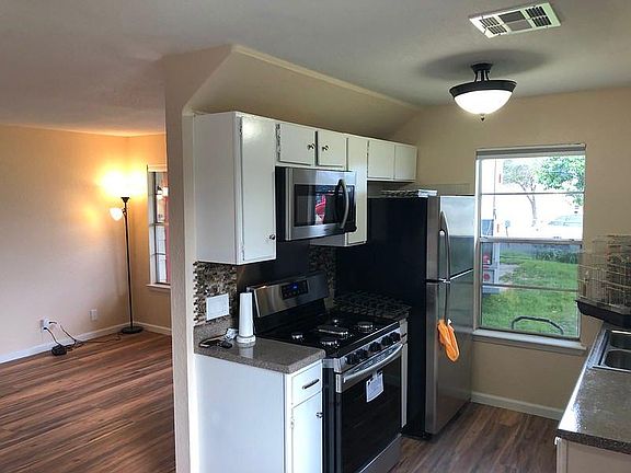 4th image of 7508 Providence Ave #A