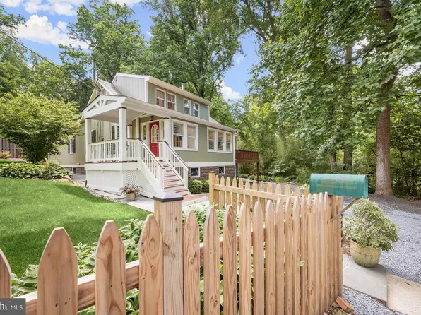 5207 Iroquois Rd, Bethesda, MD 20816