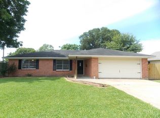207 S 9th St, Nederland, TX 77627