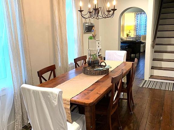 5th image of 613 Saint Joseph St