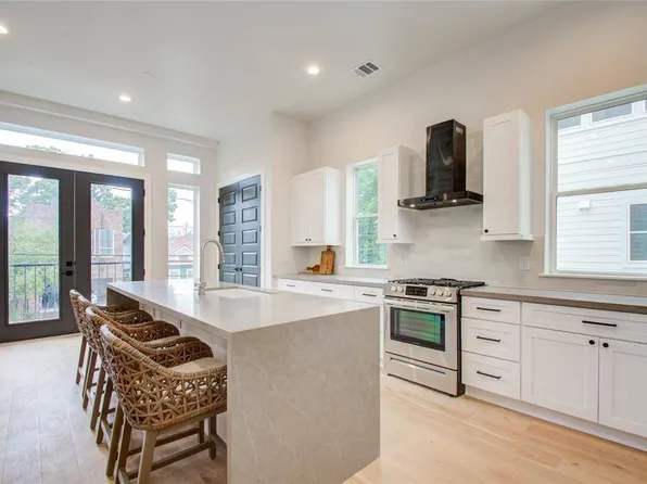 1005 Kern St #A, Houston, TX 77009