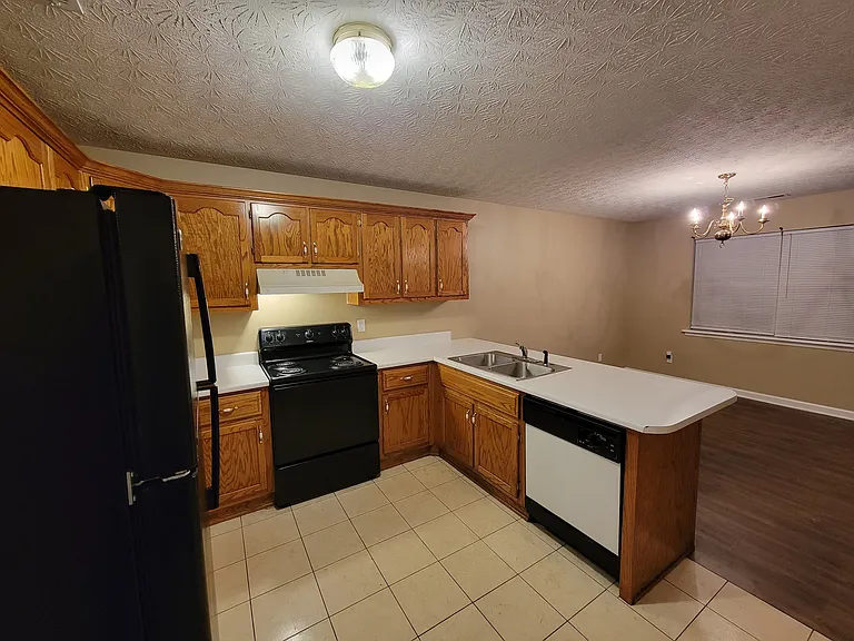 403 E Roosevelt Ave #A — Photo 11
