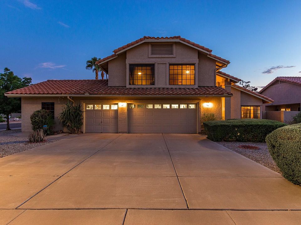 1st image of 987 E Dava Dr