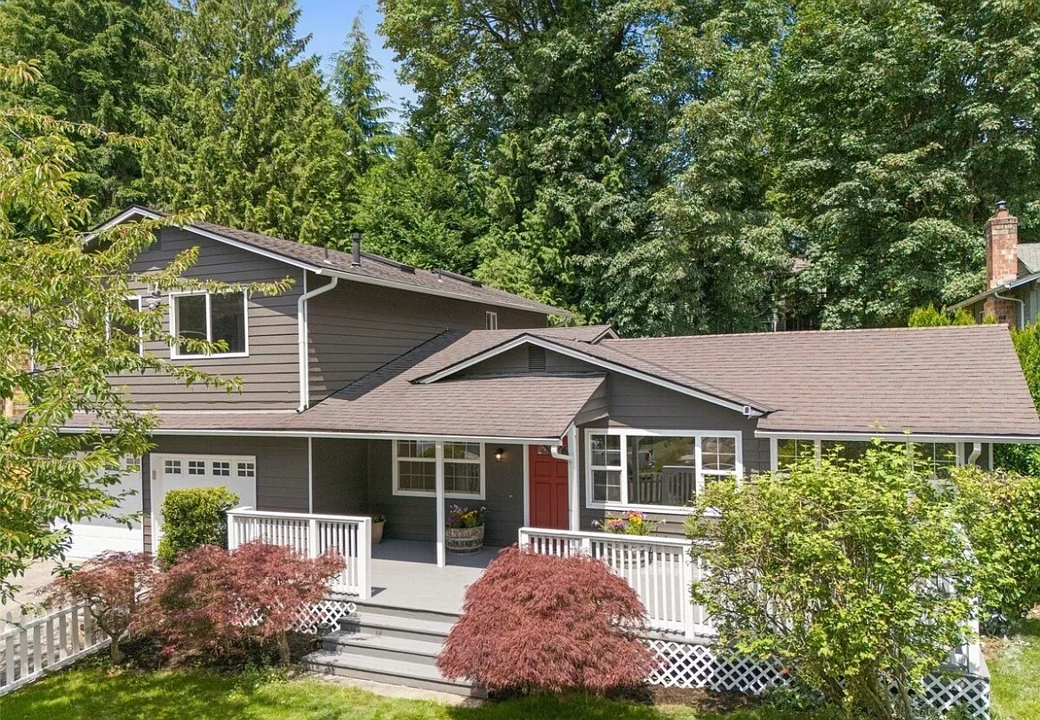 172nd Pl SE, Bothell — Photo 1