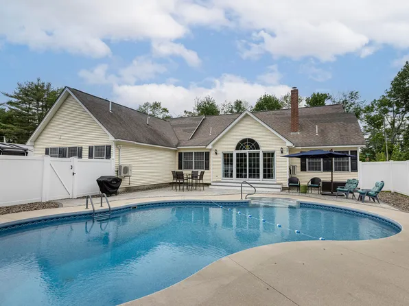 10 Partridge Lane, Auburn, ME 04210
