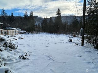 8381 Golden Valley Blvd, Maple Falls, WA