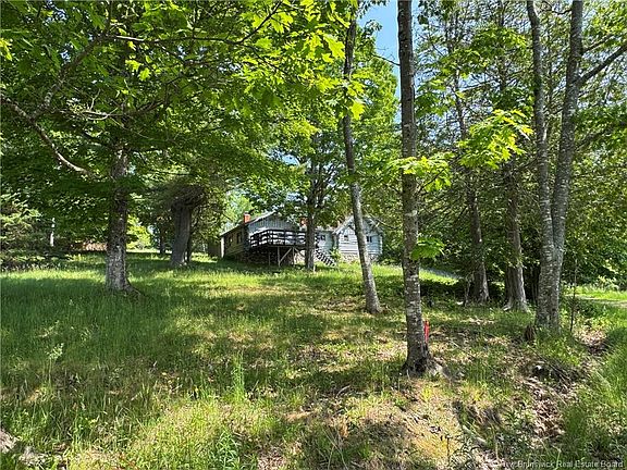 3rd image of 35 Hills Rd