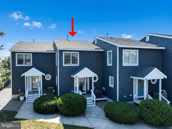 16 Vessel Rd APT 4, Waretown, NJ 08758