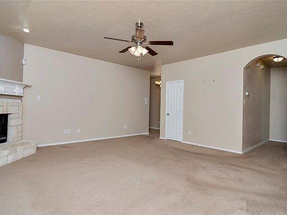 5th image of 4501 Grassy Glen Dr