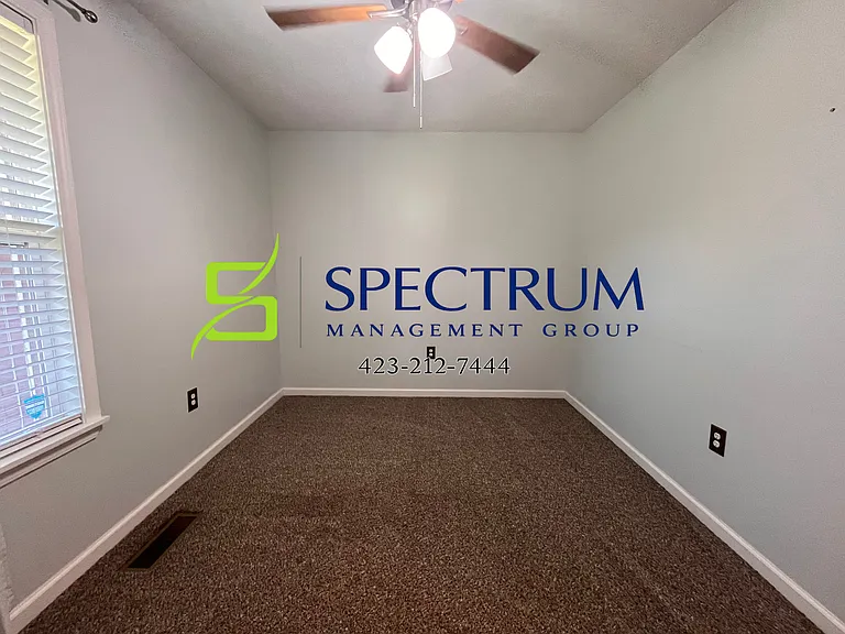 1733 Hugh Dr — Photo 15