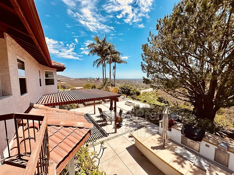 7067 Llama St — Photo 9