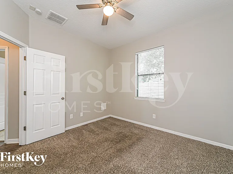3086 Pointe Place Ave — Photo 15