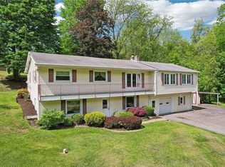 1317 Willowbrook Rd, New Castle, PA 16101