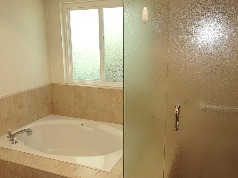 878 E Catalina Cir — Photo 11