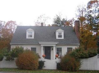 119 N Mabbettsville Rd, Millbrook, NY 12545