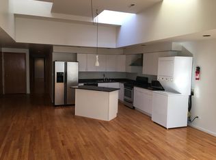 1553 N Milwaukee Ave, Chicago, IL 60622