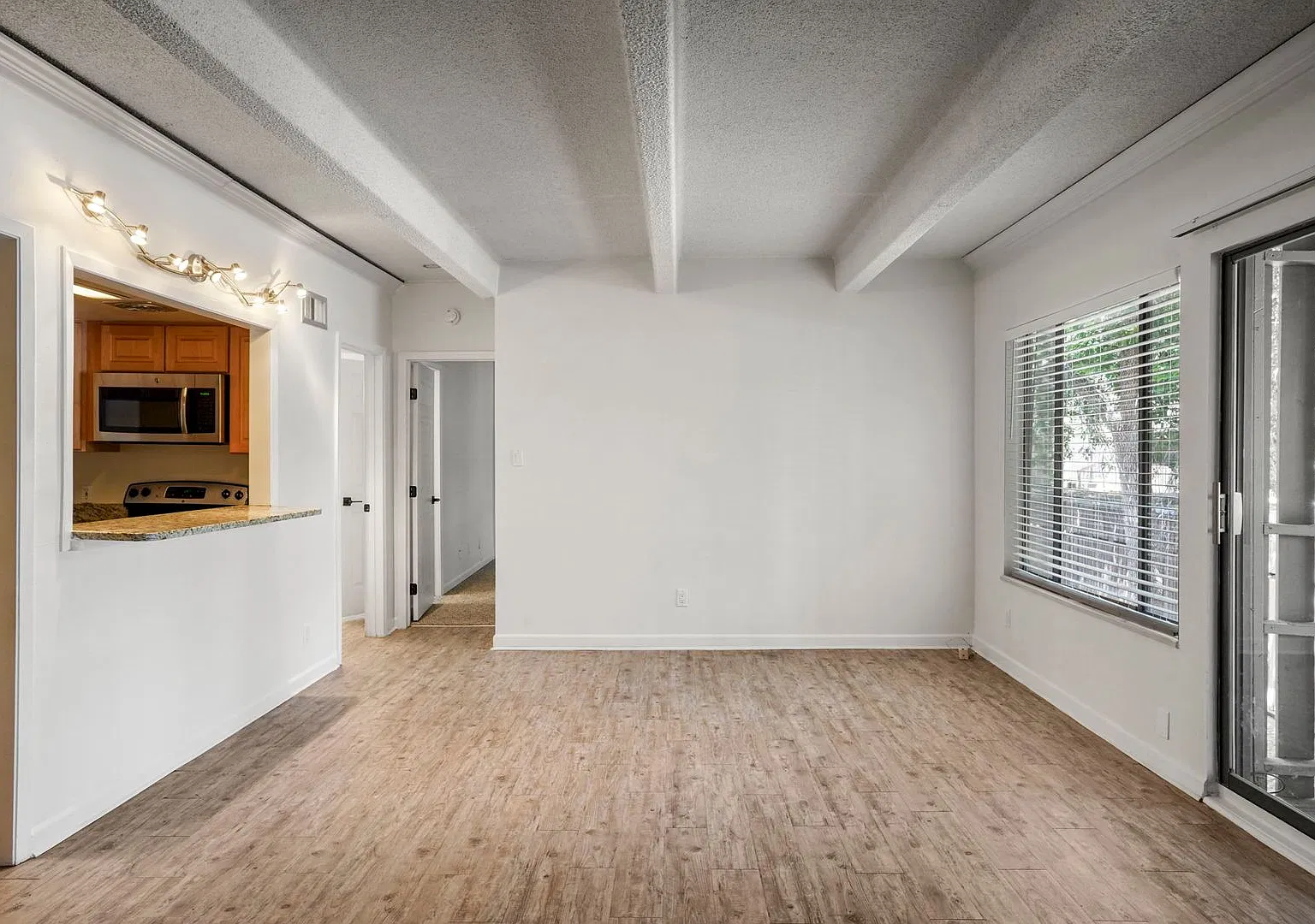 Cozy Condo Retreat Stylish 1-Bedroom with Fireplace & Balcony Near Dining & Shopping! — Photo 2