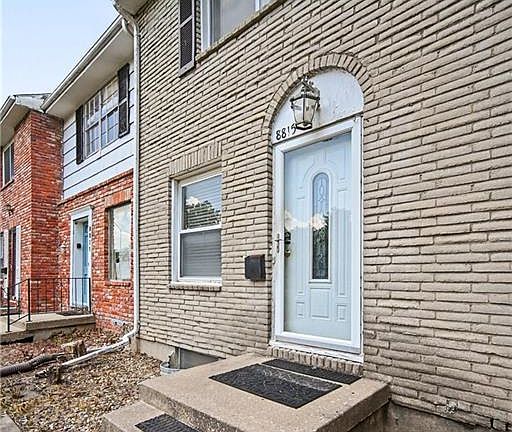 3rd image of 8815 Sycamore Ave