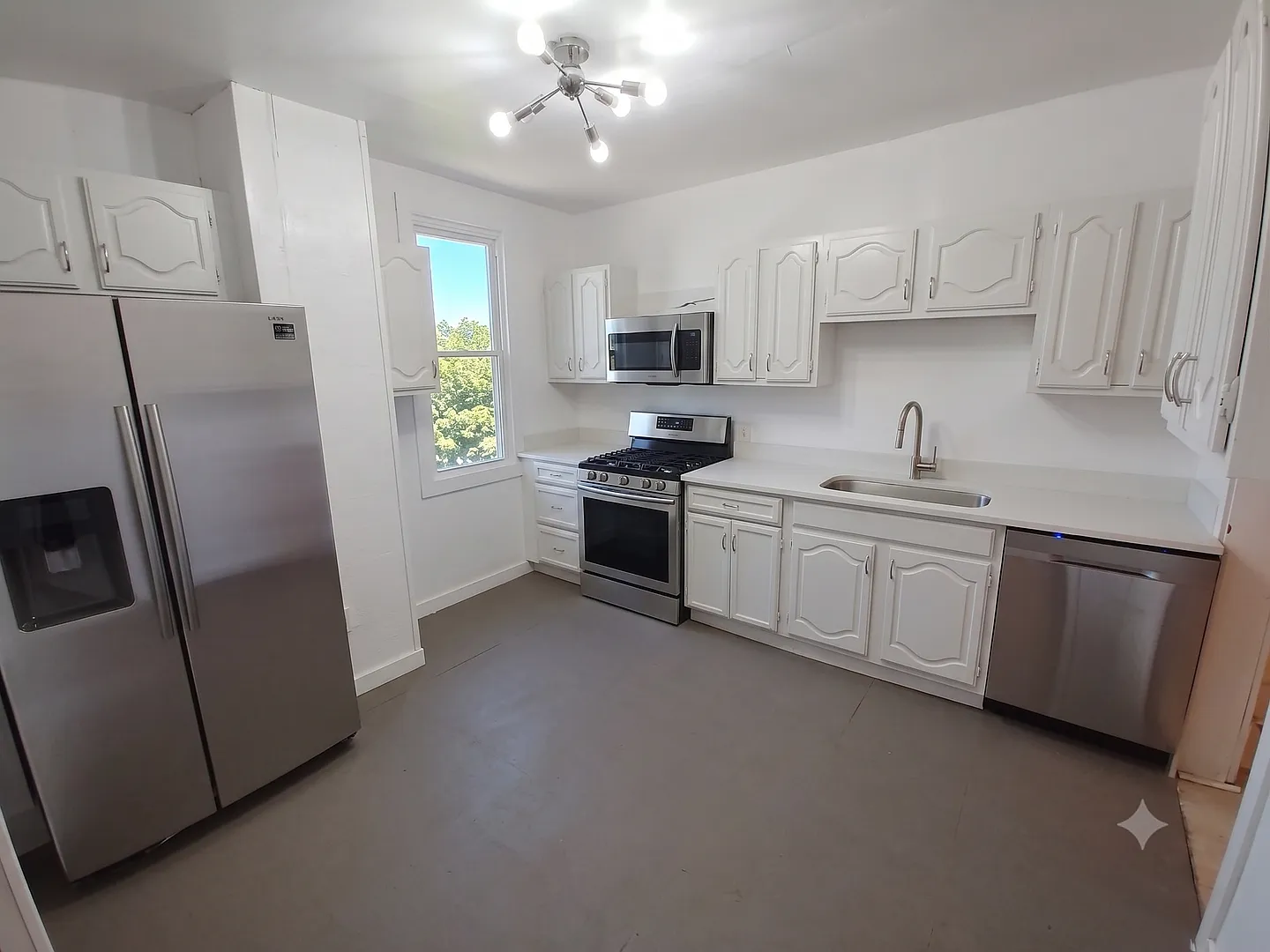 Rental - Allentown — Photo 2