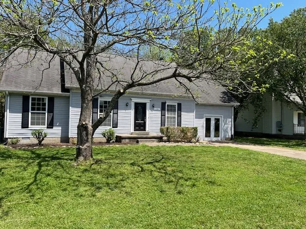 1210 Falling Tree Ct, Murfreesboro, TN 37130