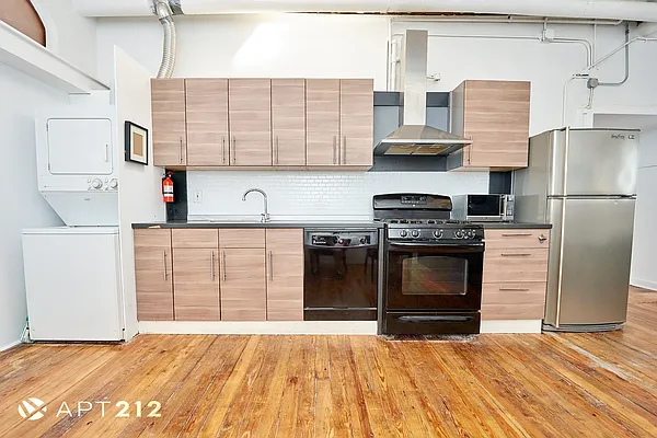 Rented by APT212 INC | media 8