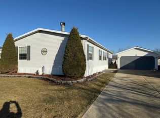 361 Daffodil Ln, Matteson, IL 60443