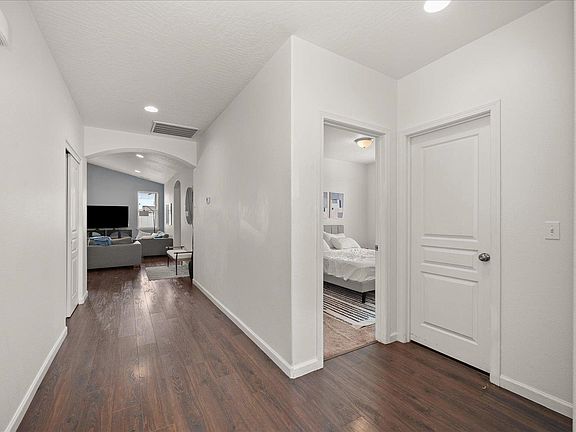 5th image of 12905 W Pacific Ave