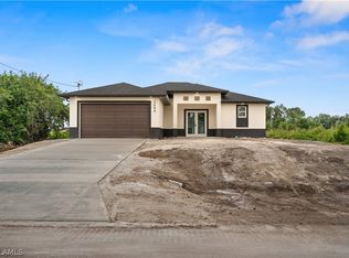 2608 29th St SW, Lehigh Acres, FL 33976