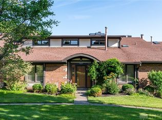 7069 Fallen Oak Trce, Dayton, OH 45459